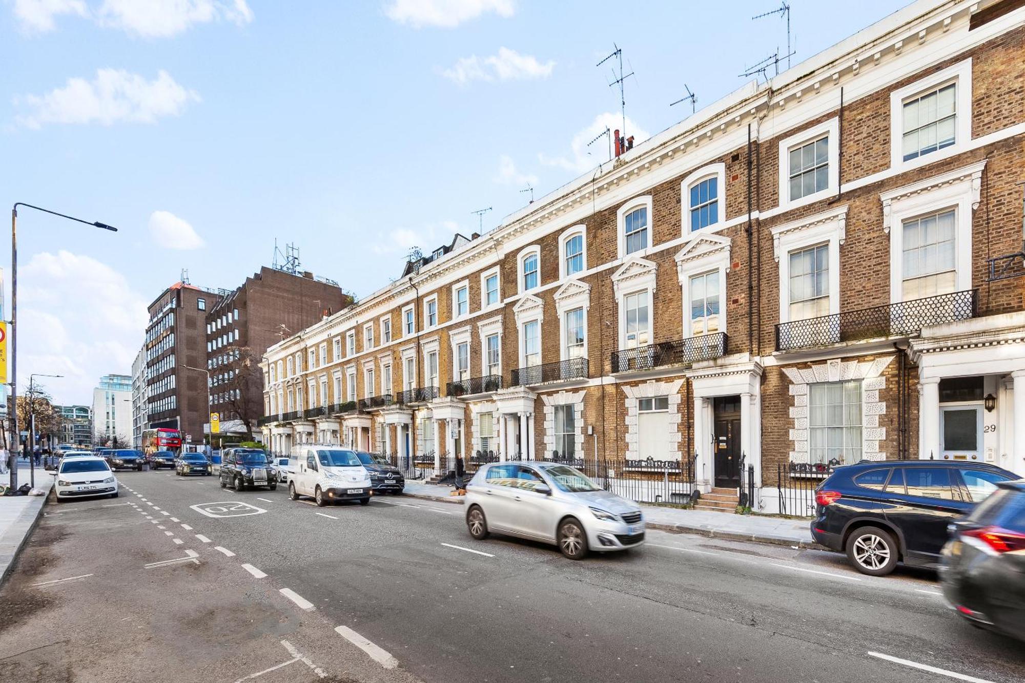 Balcony Blue Theme 1 Bedroom Central London Luxury Flat Near Hyde Park! Accommodates Up To 6! Double Sofa Bed And Next To Station! 外观 照片