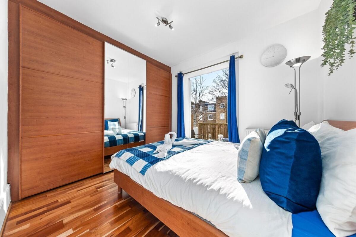 Balcony Blue Theme 1 Bedroom Central London Luxury Flat Near Hyde Park! Accommodates Up To 6! Double Sofa Bed And Next To Station! 外观 照片