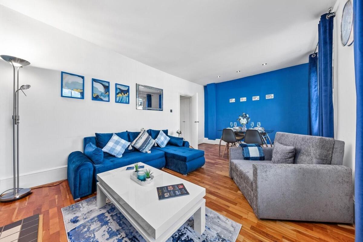 Balcony Blue Theme 1 Bedroom Central London Luxury Flat Near Hyde Park! Accommodates Up To 6! Double Sofa Bed And Next To Station! 外观 照片